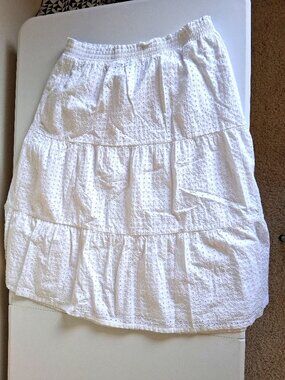 NWOT Lands End White Cotton Eyelet Lined Tiered Midi Skirt